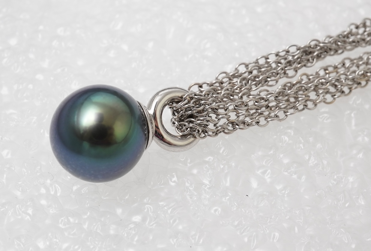 Tiffany & Co., a white gold and black cultured pearl necklace, circa 2003